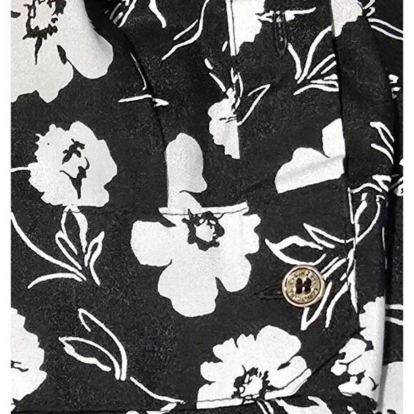 Calvin Klein Womens Black & White Floral Button-Up Blouse Long Sleeve Size M - Picture 8 of 10